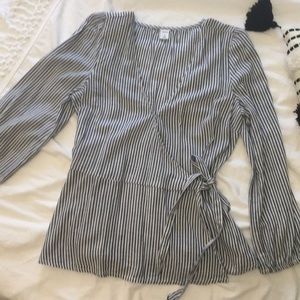 Wrap 3/4 sleeve striped shirt